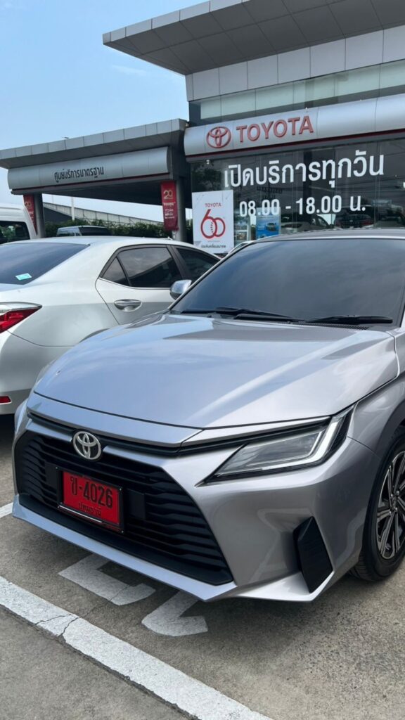 allnewyarisativ เซลส์ส้มโตโยต้าพาราก้อน ธัญบุรี คลอง7 ส่งมอบรถ Toyota รุ่นใหม่ ให้ลูกค้า พร้อมโปรโมชั่นสุดพิเศษ